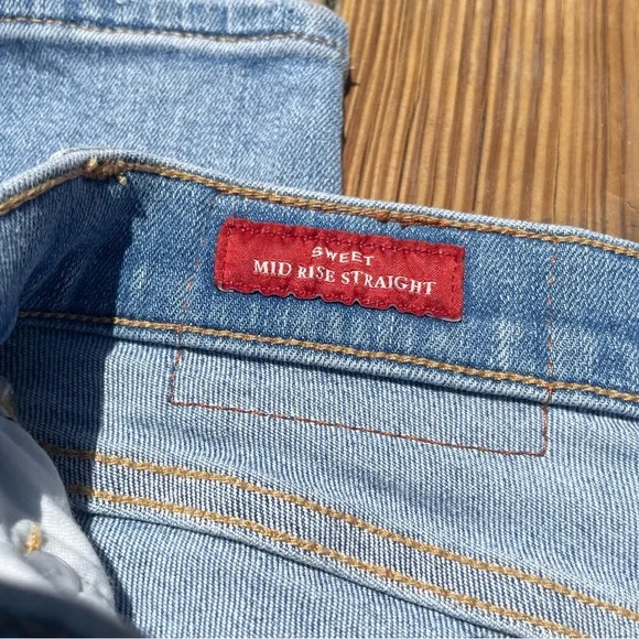 Lucky Brand Legend Sweet Mid Rise Straight Jeans- Host Pick! - Picture 6 of 11